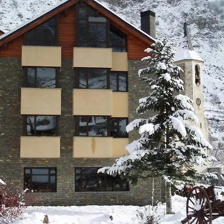 Roca Blanca Hotel Espot
