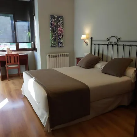 Hotel Roca Blanca