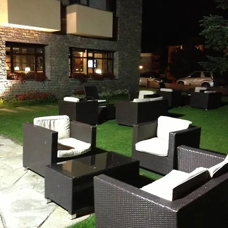 Roca Blanca Hotel 3*