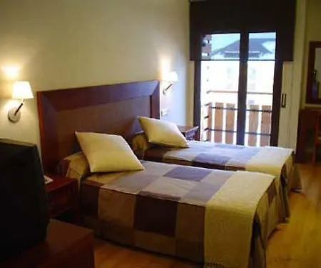 Hotel Roca Blanca