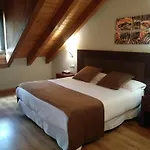 מלון Roca Blanca 3*