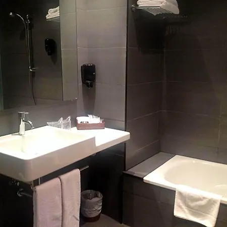Roca Blanca Hotel Espot